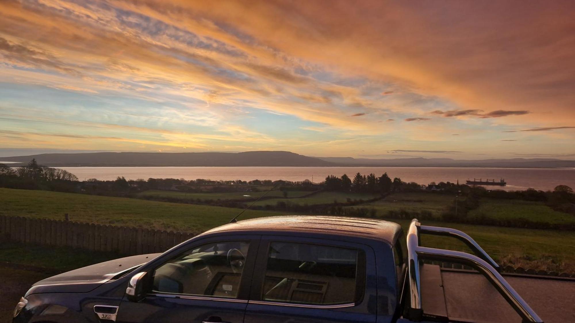 Hillhead'S Sea View Escape Villa Moville Luaran gambar